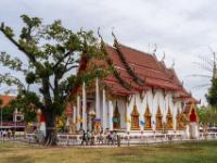 Buddhistischer Tempelbau mit Stufendach - Wat Chalong